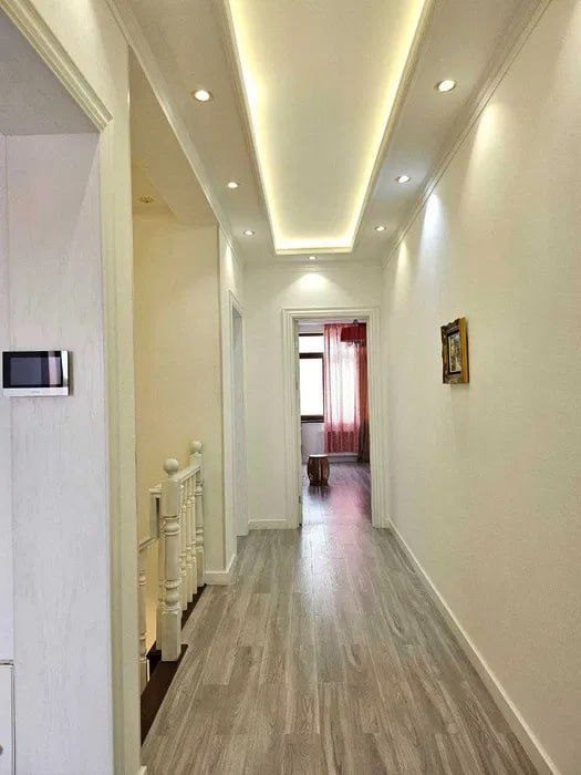 9-xonali uy, 300 m², Toshkent, Yakkasaroy tumani, sotuvga