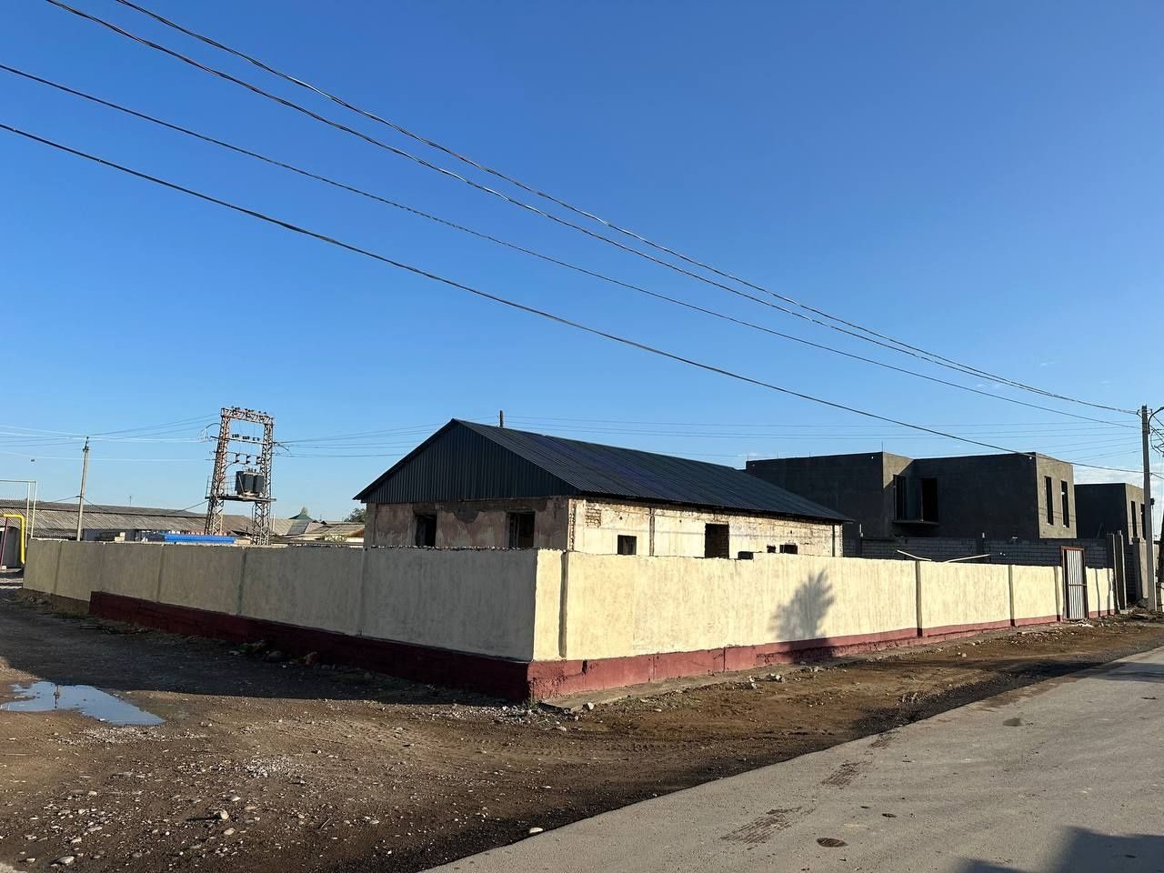 4-xonali uy, 10000 m², Toshkent, Bektemir tumani, sotuvga