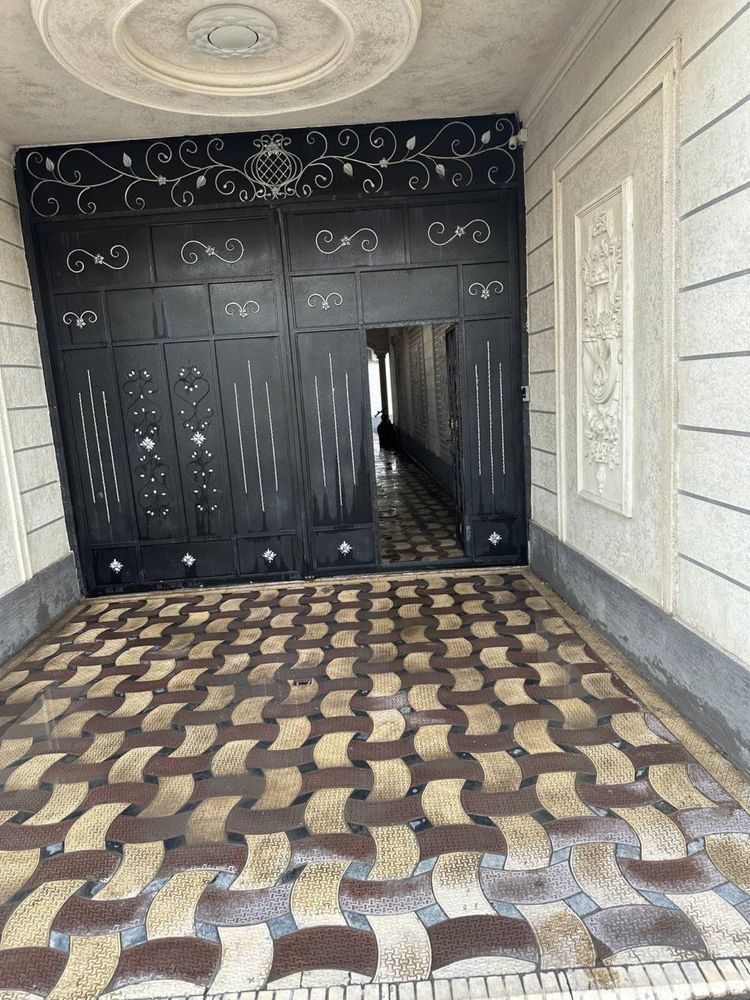 6-xonali uy, 450 m², Toshkent, Bektemir tumani, sotuvga