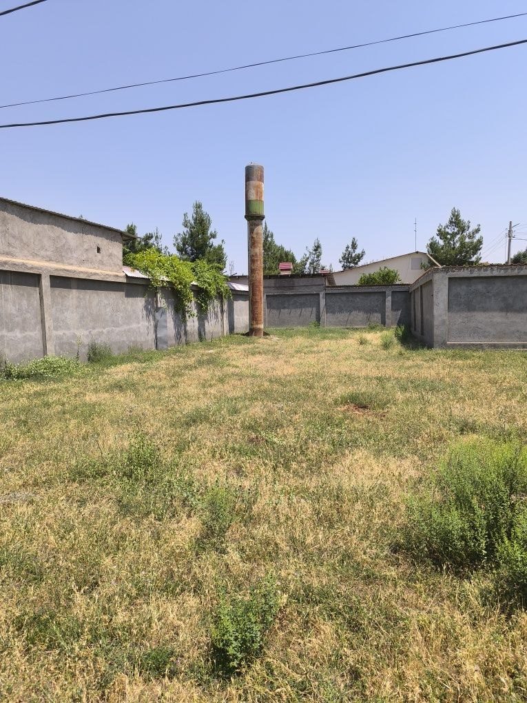Сергели Старые. 6 соток земли. 12.000 у.е. за сотку. Имеется въезд, дом, баня.