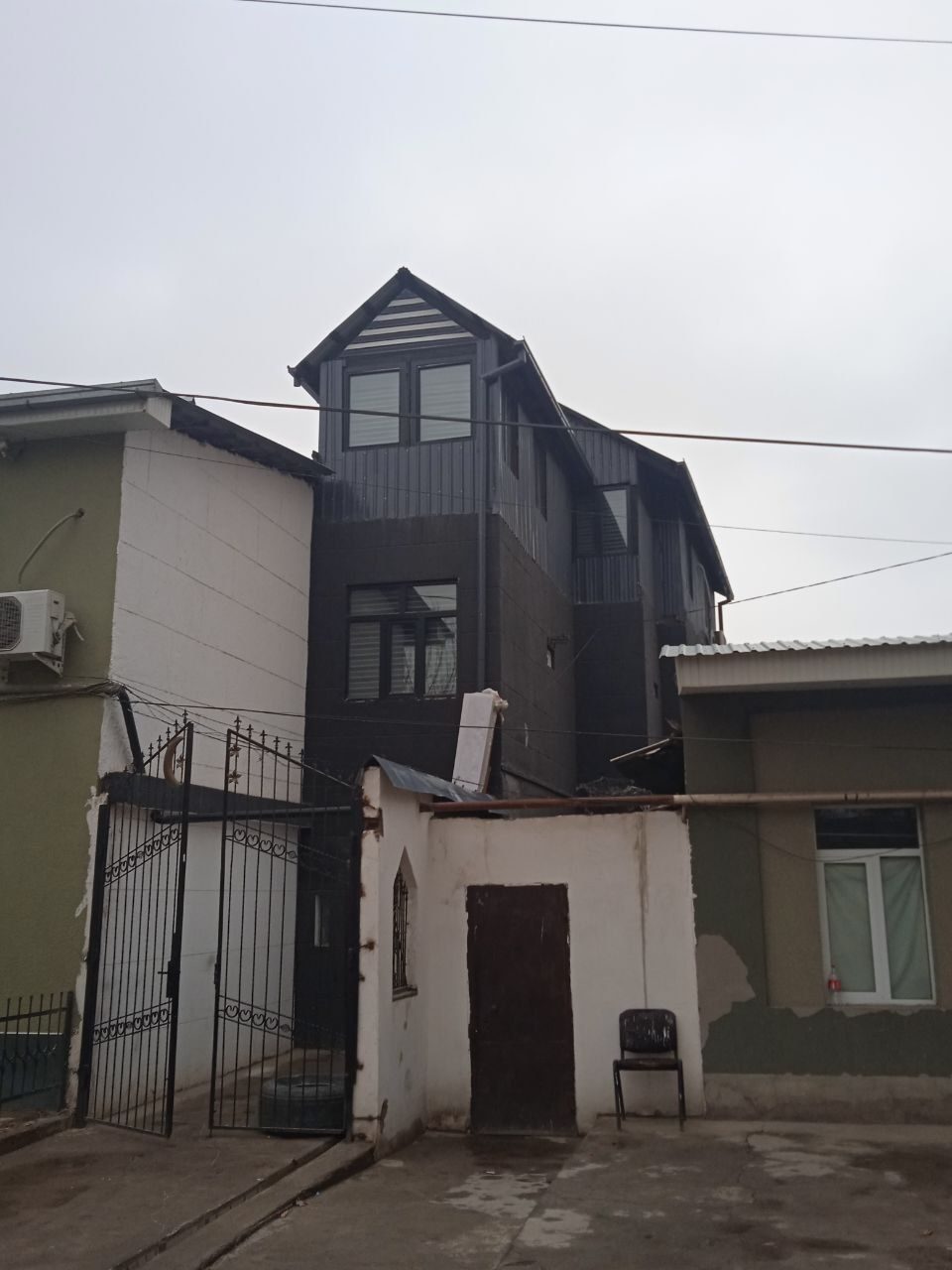 4-комнатный дом, 160 м², Ташкент, Яккасарайский район, на продажу