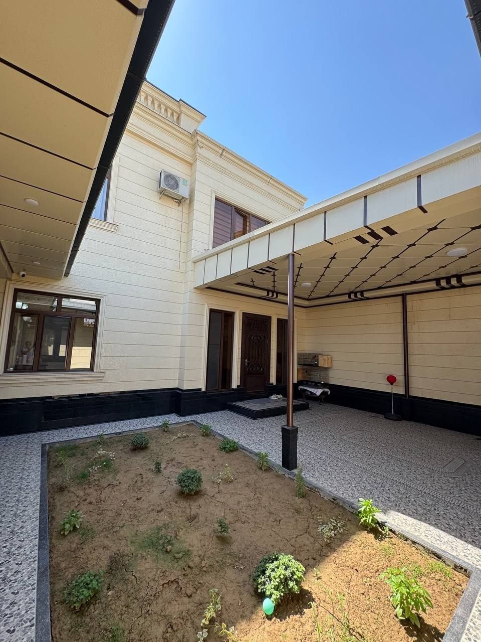 5-комнатный дом, 200 м², Ташкент, Сергелийский район, на продажу