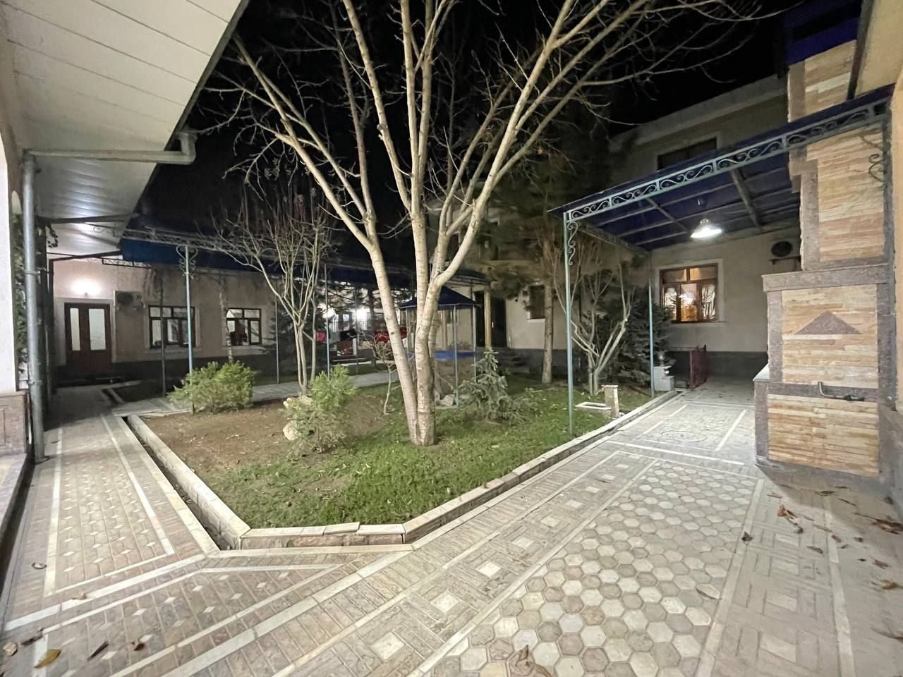 10-комнатный дом, 730 м², Ташкент, Сергелийский район, на продажу