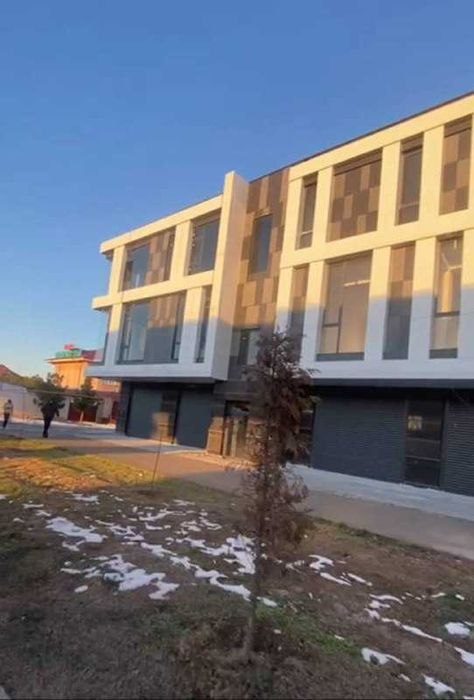 Sergeli tumanida tijorat binosi sotiladi