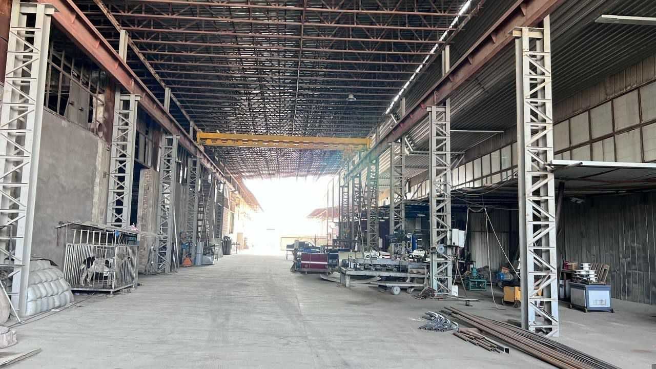 Продаётся 3 700 м². производственная база.