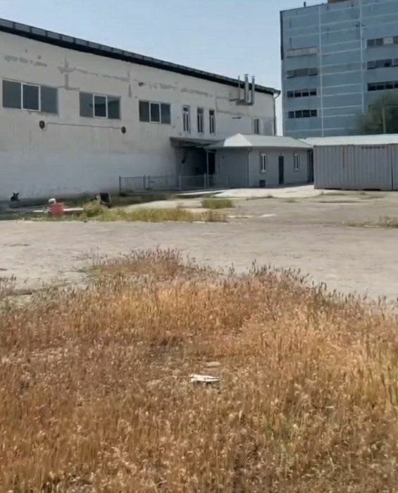 For sale: 5,500 sq.m. production workshop.