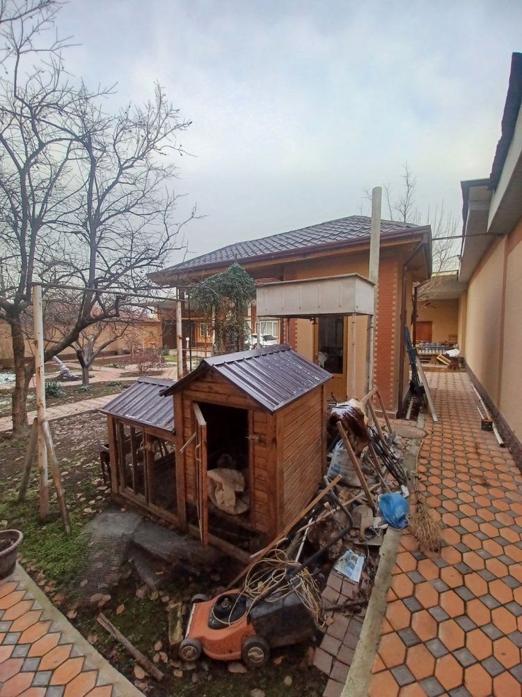 15-комнатный дом, 1200 м², Ташкент, Сергелийский район, на продажу