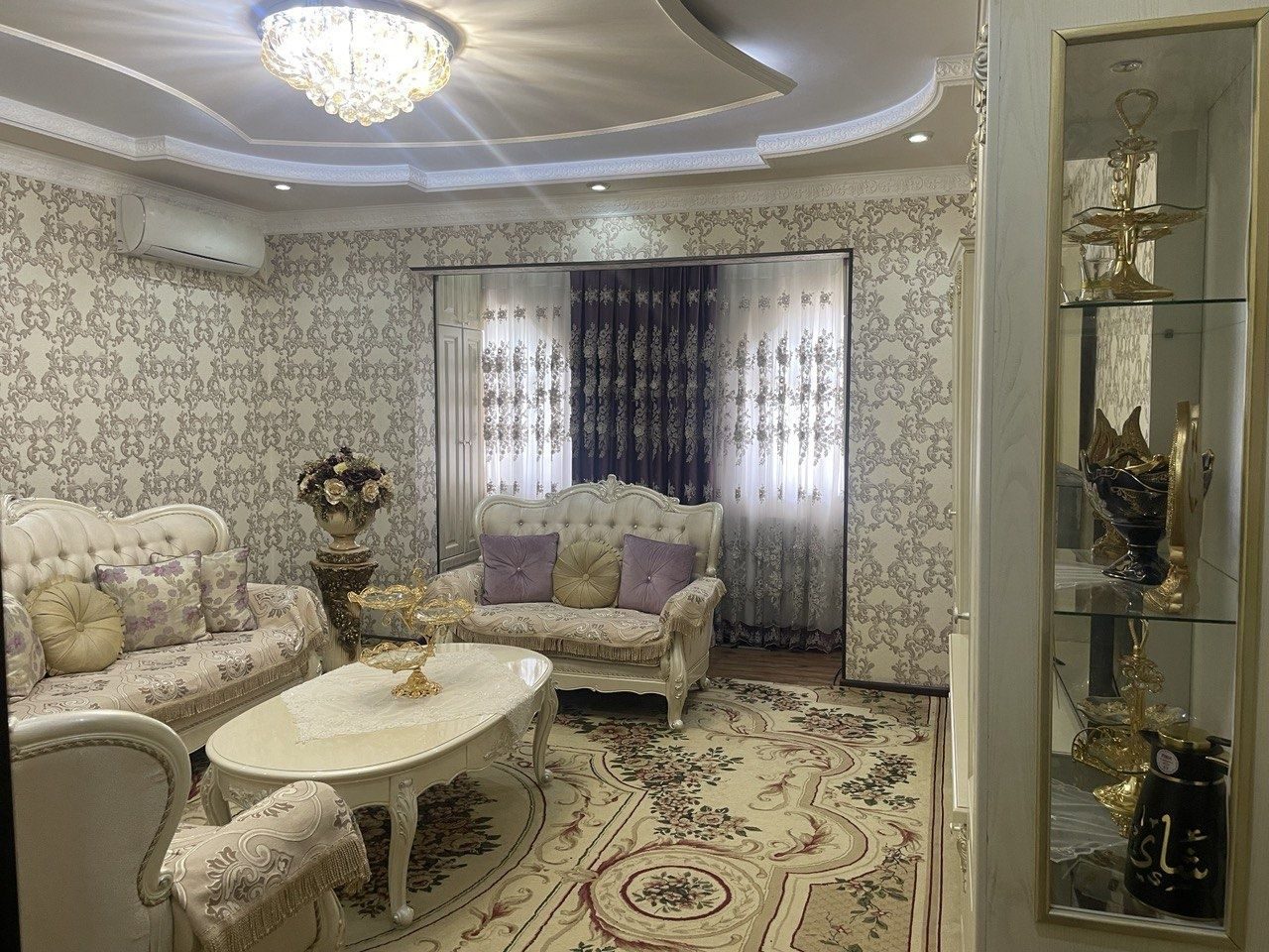 2-комнатная квартира, 72 м², Ташкент, Учтепинский район, на продажу
