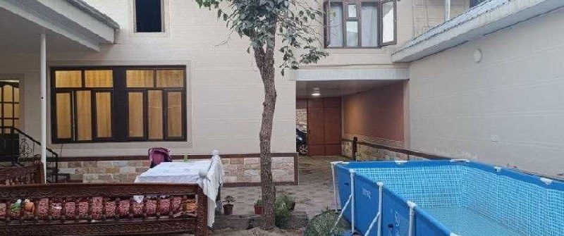 5-комнатный дом, 220 м², Ташкент, Учтепинский район, на продажу
