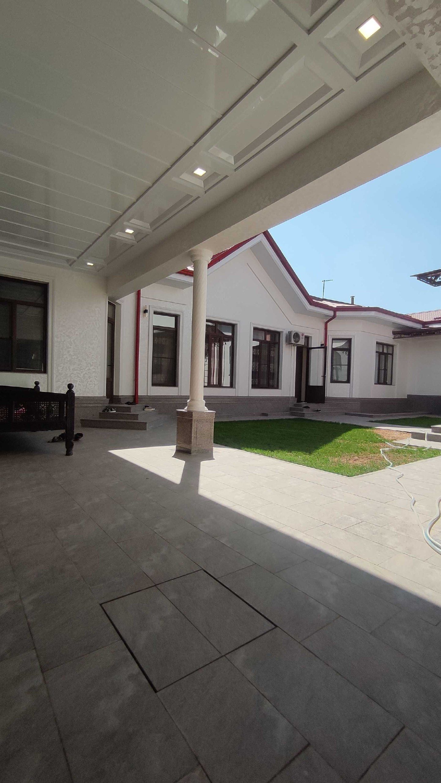 8-xonali uy, 400 m², Toshkent, Uchtepa tumani, sotuvga