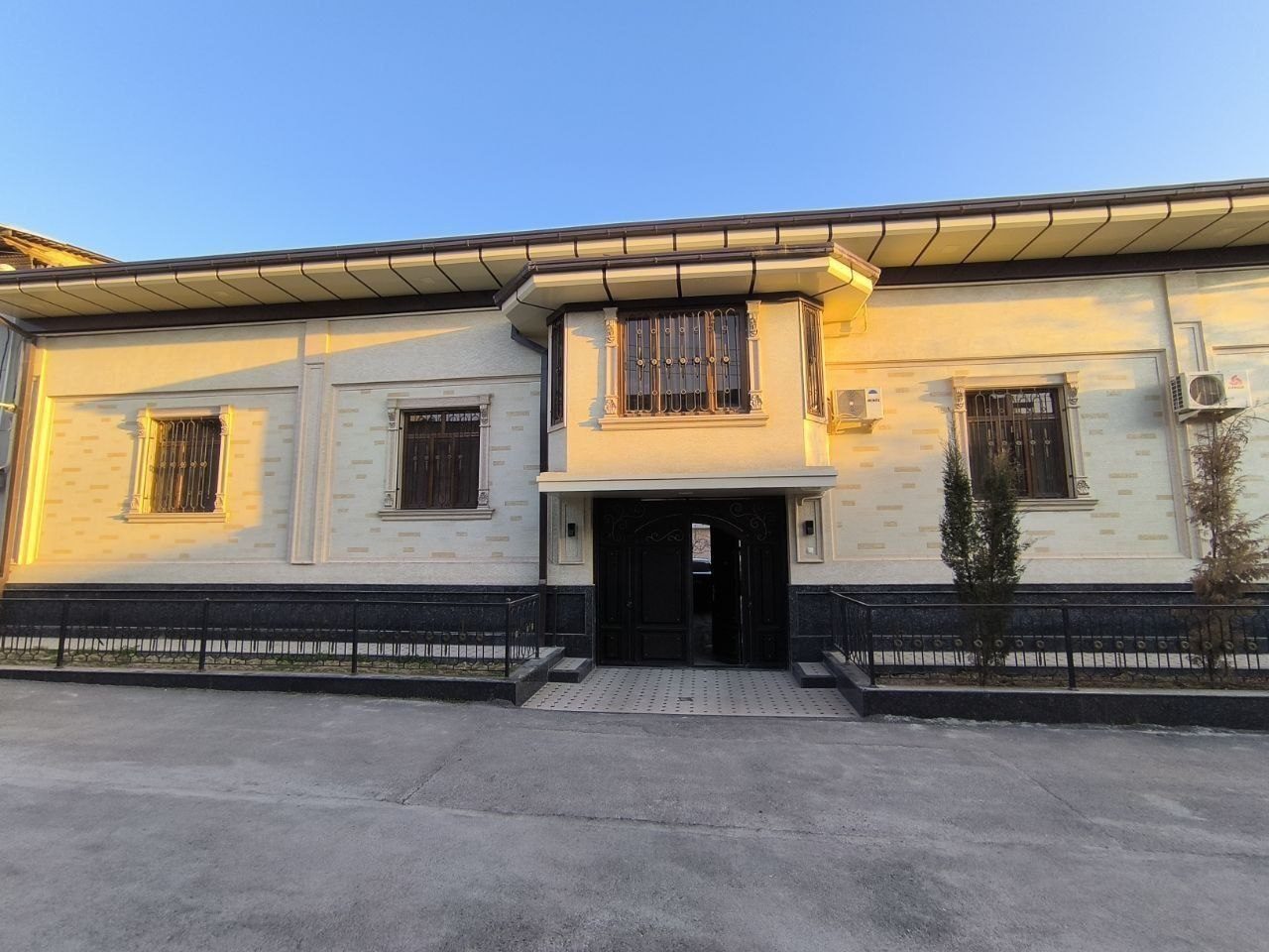 10-xonali uy, 800 m², Toshkent, Uchtepa tumani, sotuvga