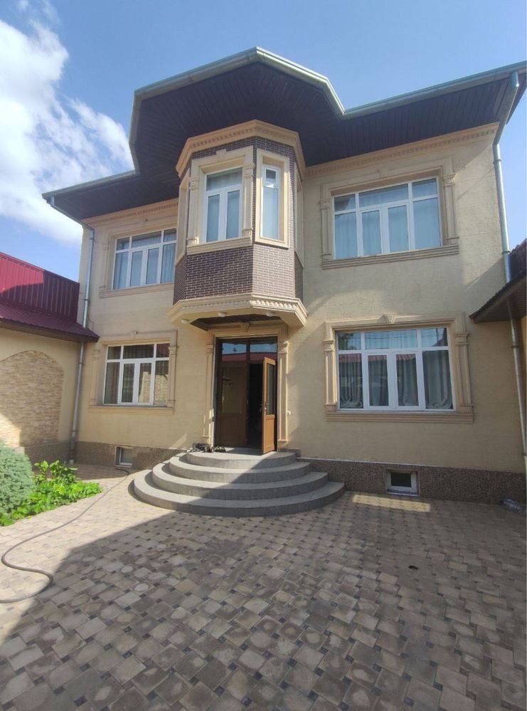 5-xonali uy, 300 m², Toshkent, Mirzo Ulug‘bek tumani, sotuvga