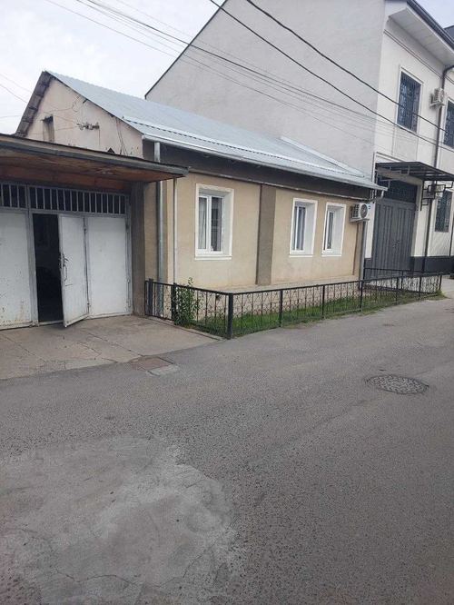 9-xonali uy, 425 m²