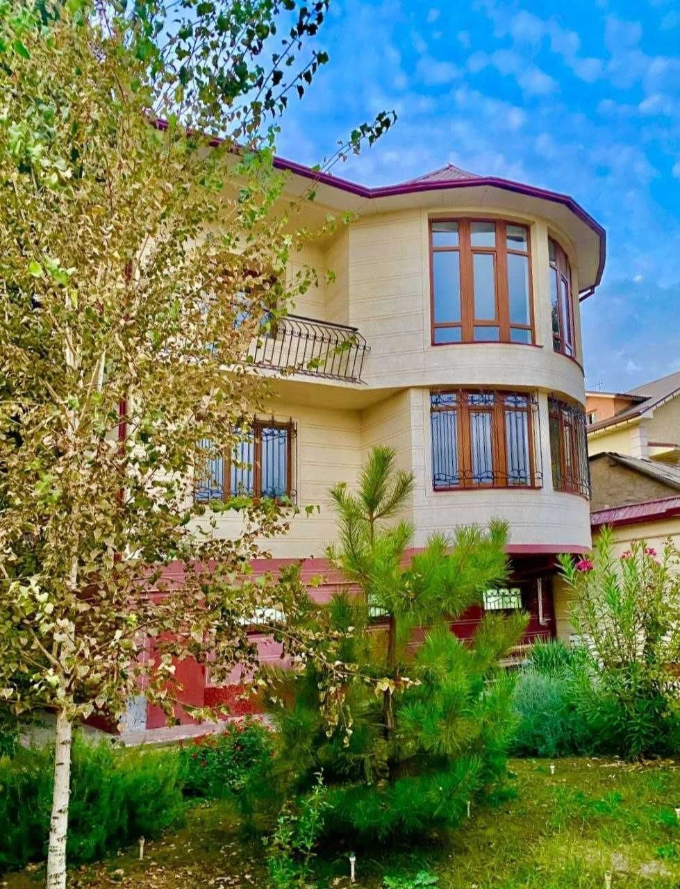 5-xonali uy, 250 m², Toshkent, Mirzo Ulug‘bek tumani, sotuvga