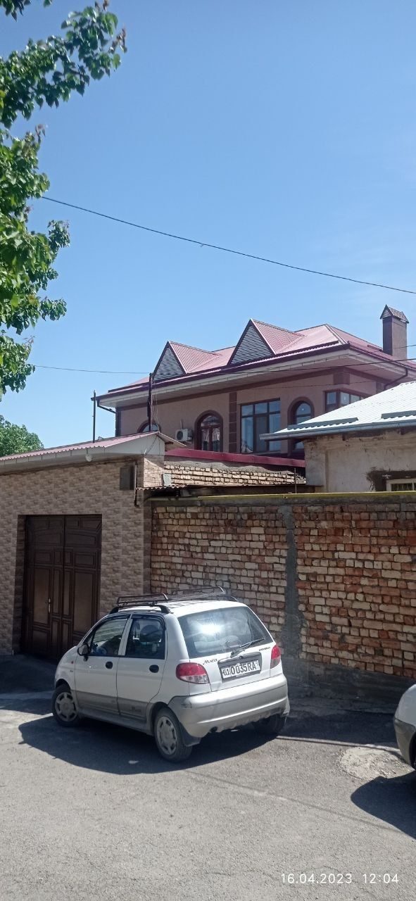8-xonali uy, 588 m², Toshkent, Mirzo Ulug‘bek tumani, sotuvga
