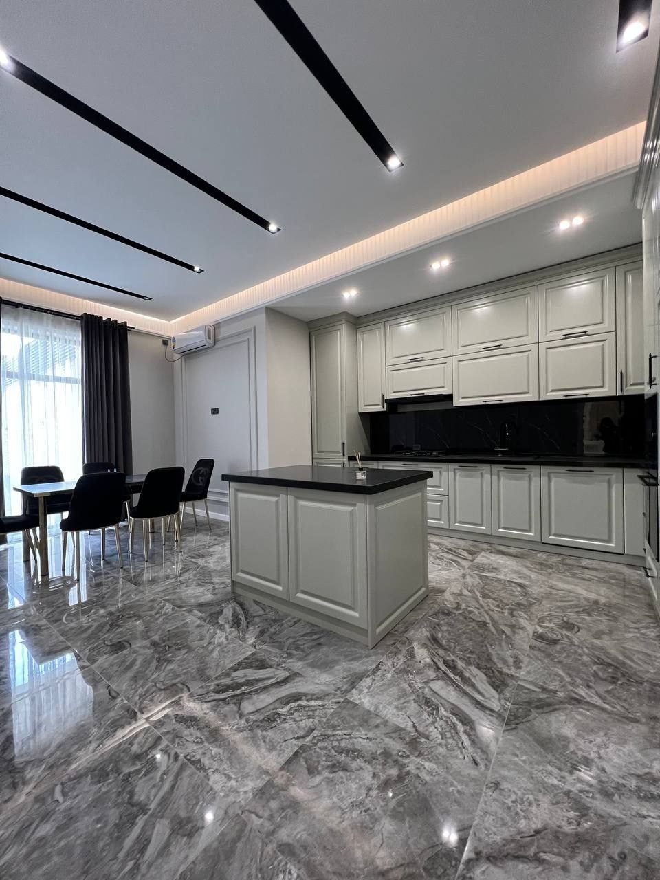 5-room house, 450 m², Tashkent, Mirzo Ulugbek District, for sale