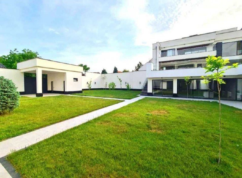 6-xonali uy, 1300 m², Toshkent, Mirzo Ulug‘bek tumani, sotuvga