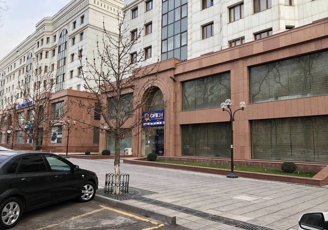 3-xonali kvartira, 108 m², Toshkent, Shayxontohur tumani, ijaraga