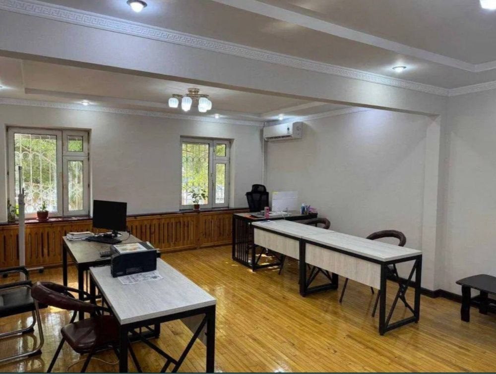 171 m² ofis sotiladi, Nukus ko'chasi, Glamour butiki ro'parasida