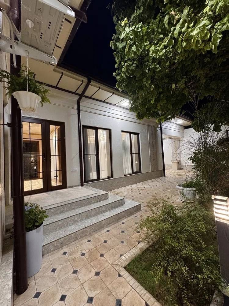 5-xonali uy, 160 m², Toshkent, Mirobod tumani, sotuvga