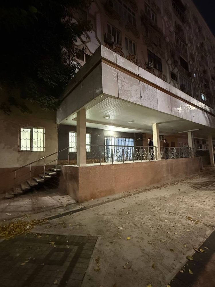 Nolashar-tijoriy bino, 1-qator, Nukus ko'chasi, Glamur, Mirobod tumani