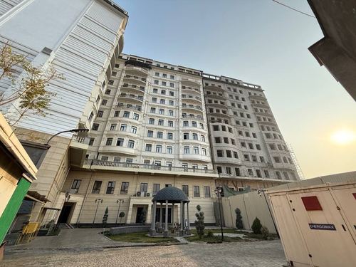 4-xonali kvartira, 156.28 m²