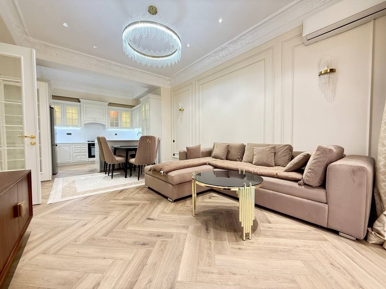 3-xonali kvartira, 103 m², sotuvga