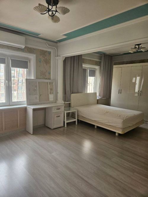 4-xonali kvartira, 183 m²