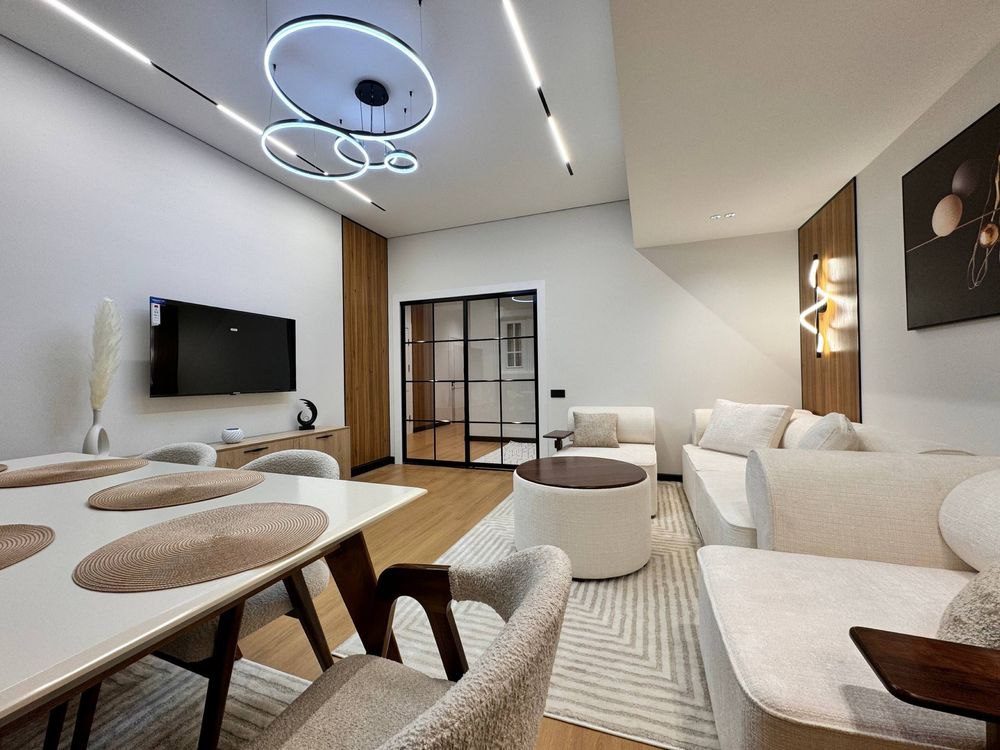 4-room apartment, 130 m², for sale