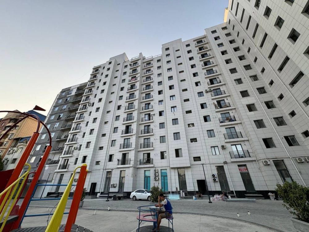 Apartment with a terrace for sale in the NUKUS AVENUE residential complex. Details in the description.