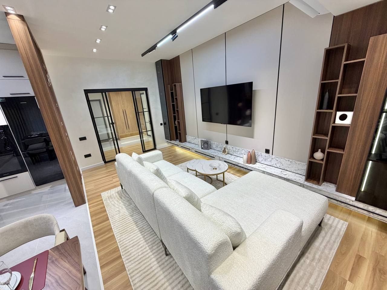 3/7/12, 90m2, New building, Nukus Avenue, Glinki St., GAI