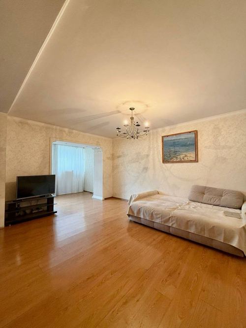 4-xonali kvartira, 95 m²