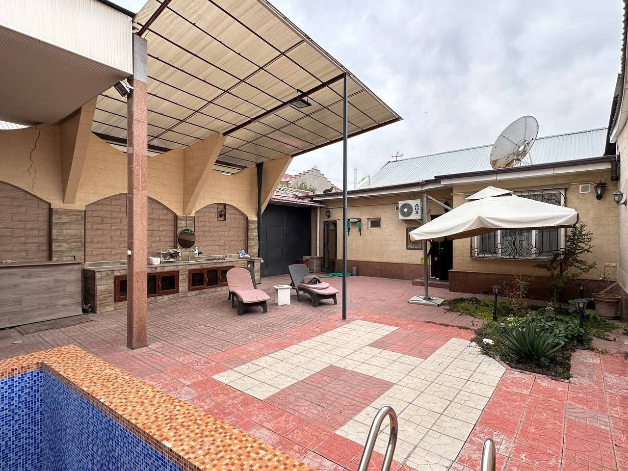 3-xonali uy, 98 m², sotuvga