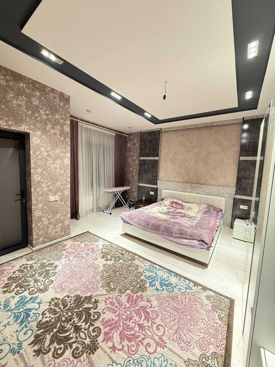 3-story euro cottage in Fayzobod, Mirabad district, fully furnished