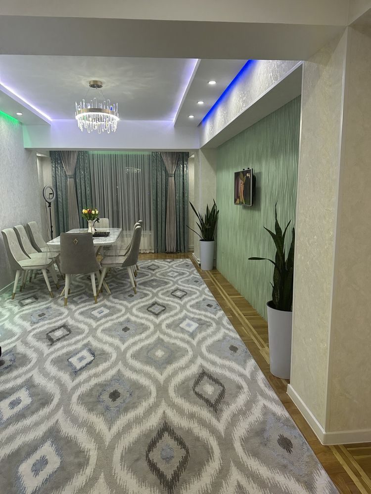 3-room apartment, 130 m², for sale