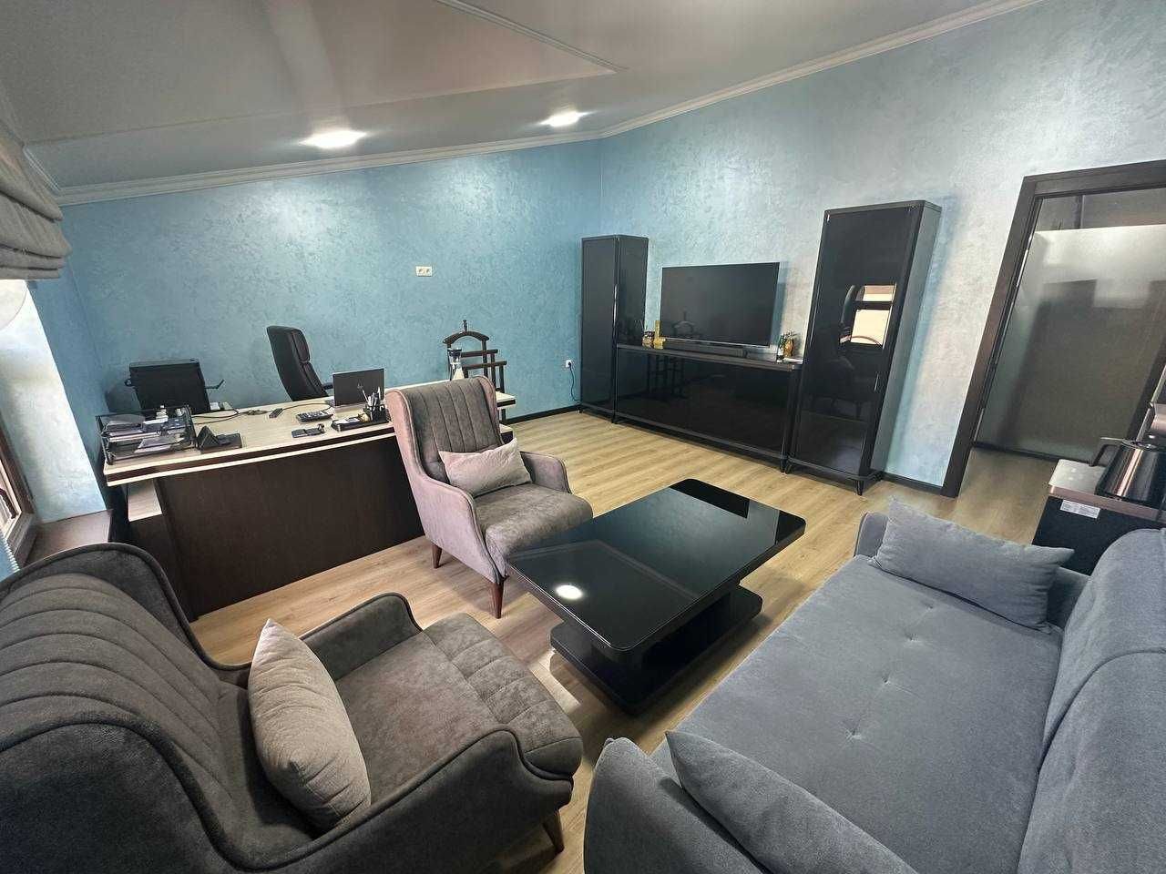 For Sale Office 172m2 Glinka St.