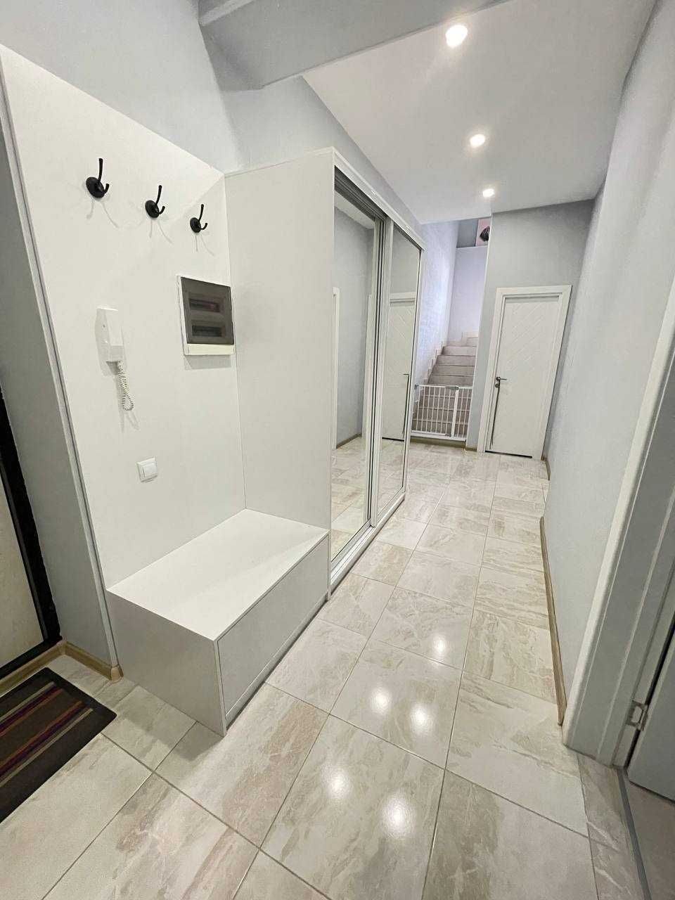 Kushbegi Golden House residential complex. 111 sq.m. Brick. 4/8-9/9 duplex. Private yard.