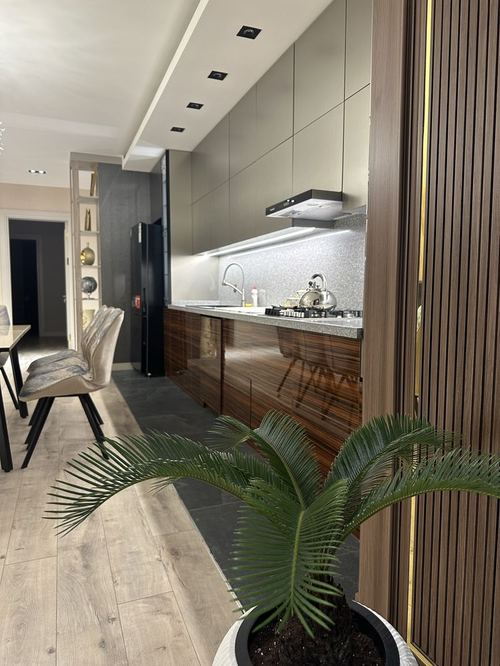 4-xonali kvartira, 120 m²