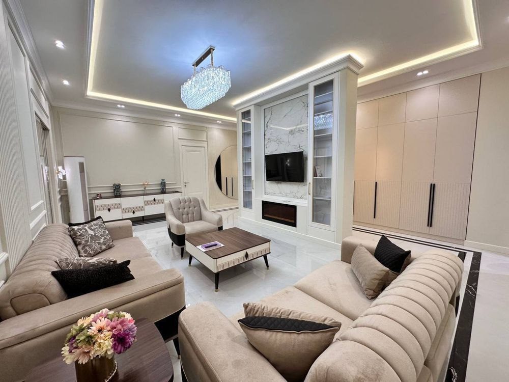 For sale, Mukhtasham residential complex, 3 rooms, 6th floor, 10 floors in building. Landmark - Alay Market.