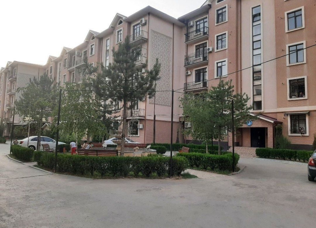 4-xonali kvartira, 130 m², Toshkent, Shayxontohur tumani, ijaraga