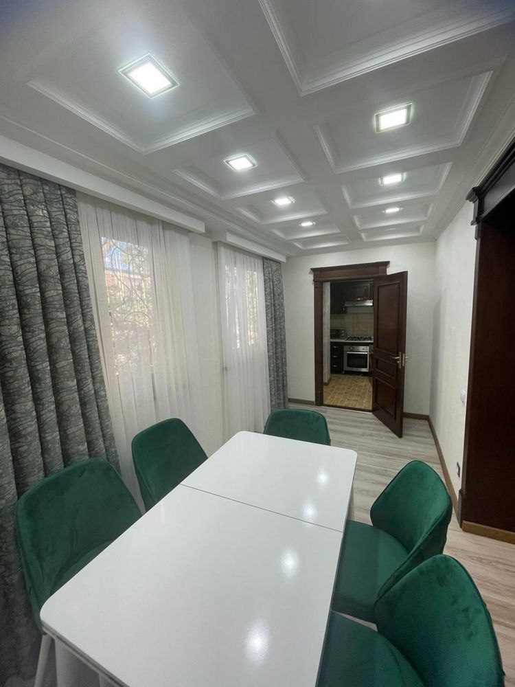 3-xonali kvartira, 80 m², Toshkent, Mirzo Ulug‘bek tumani, ijaraga