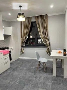 5-xonali kvartira, 186 m², Toshkent, Sergeli tumani, ijaraga