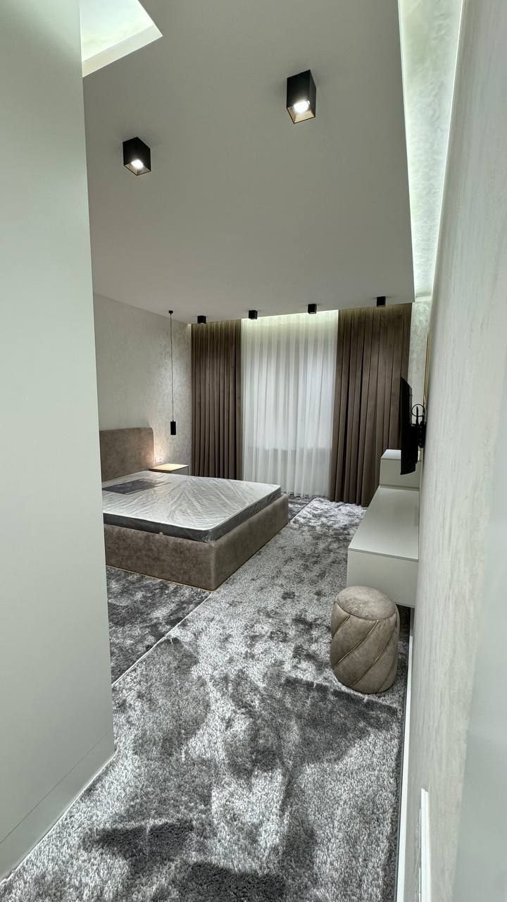 3-комнатная квартира, 100 м², Ташкент, Чиланзарский район, в аренду