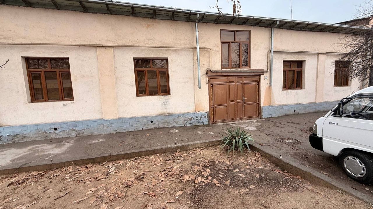 6-комнатная квартира, 300 м², Ташкент, Чиланзарский район, в аренду