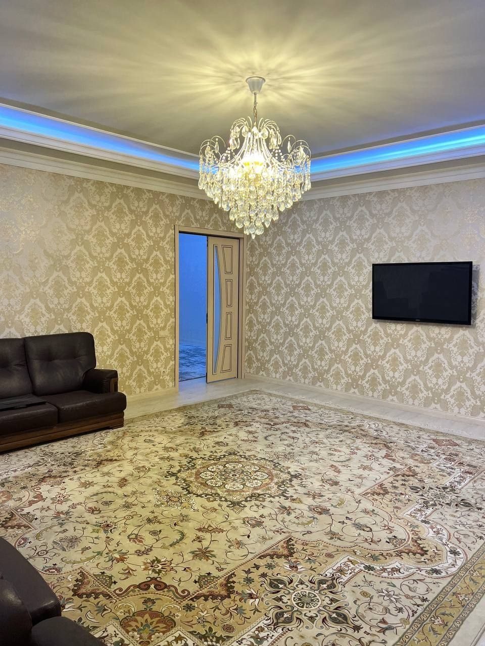 5-xonali kvartira, 180 m², Toshkent, Shayxontohur tumani, ijaraga