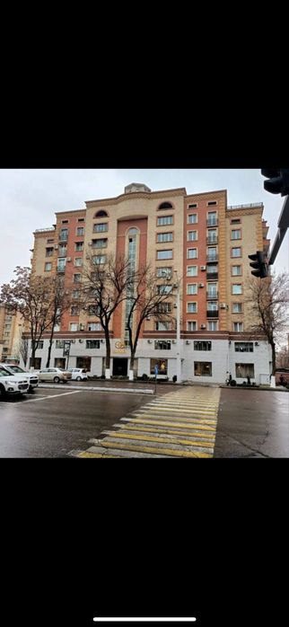 4-комнатная квартира, 133 м², Ташкент, Мирабадский район, на продажу