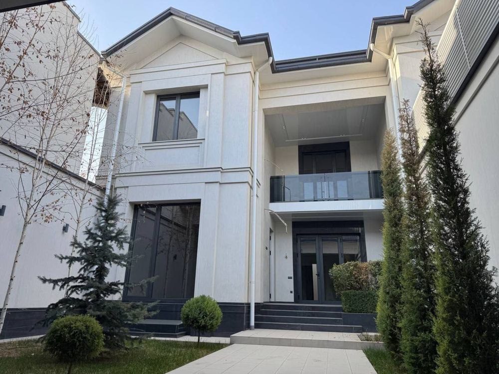 5-комнатный дом, 370 м², Ташкент, Юнусабадский район, на продажу