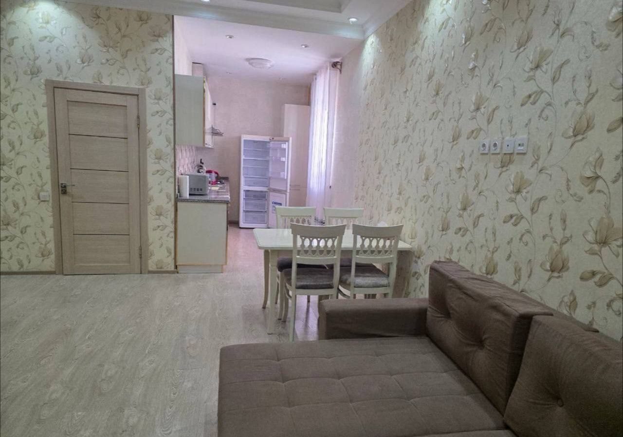 1-комнатная квартира, 50 м², Ташкент, Мирзо-Улугбекский район, в аренду