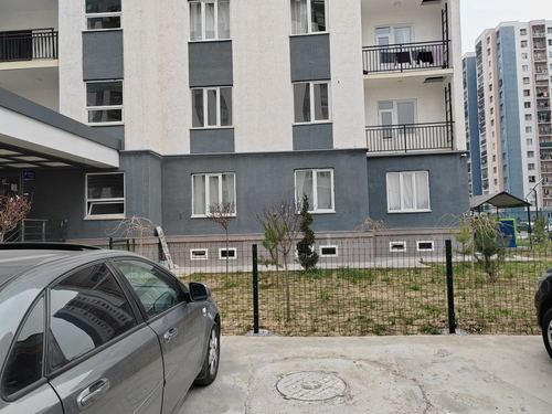 Long-term apartment rental