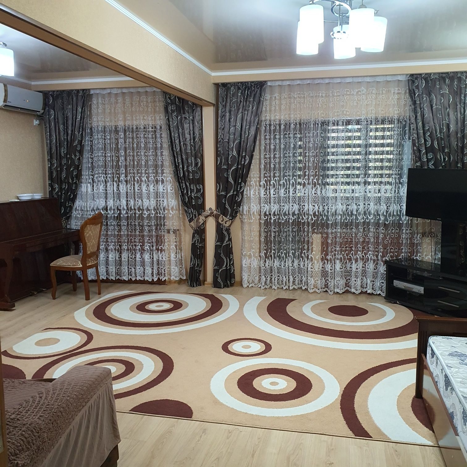 4-room apartment, 100 m², Tashkent, Sergeli District, for rent